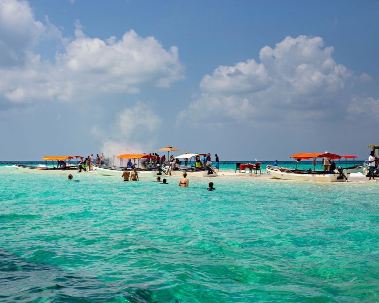Nakupenda Sandbank and Prison Island Tour